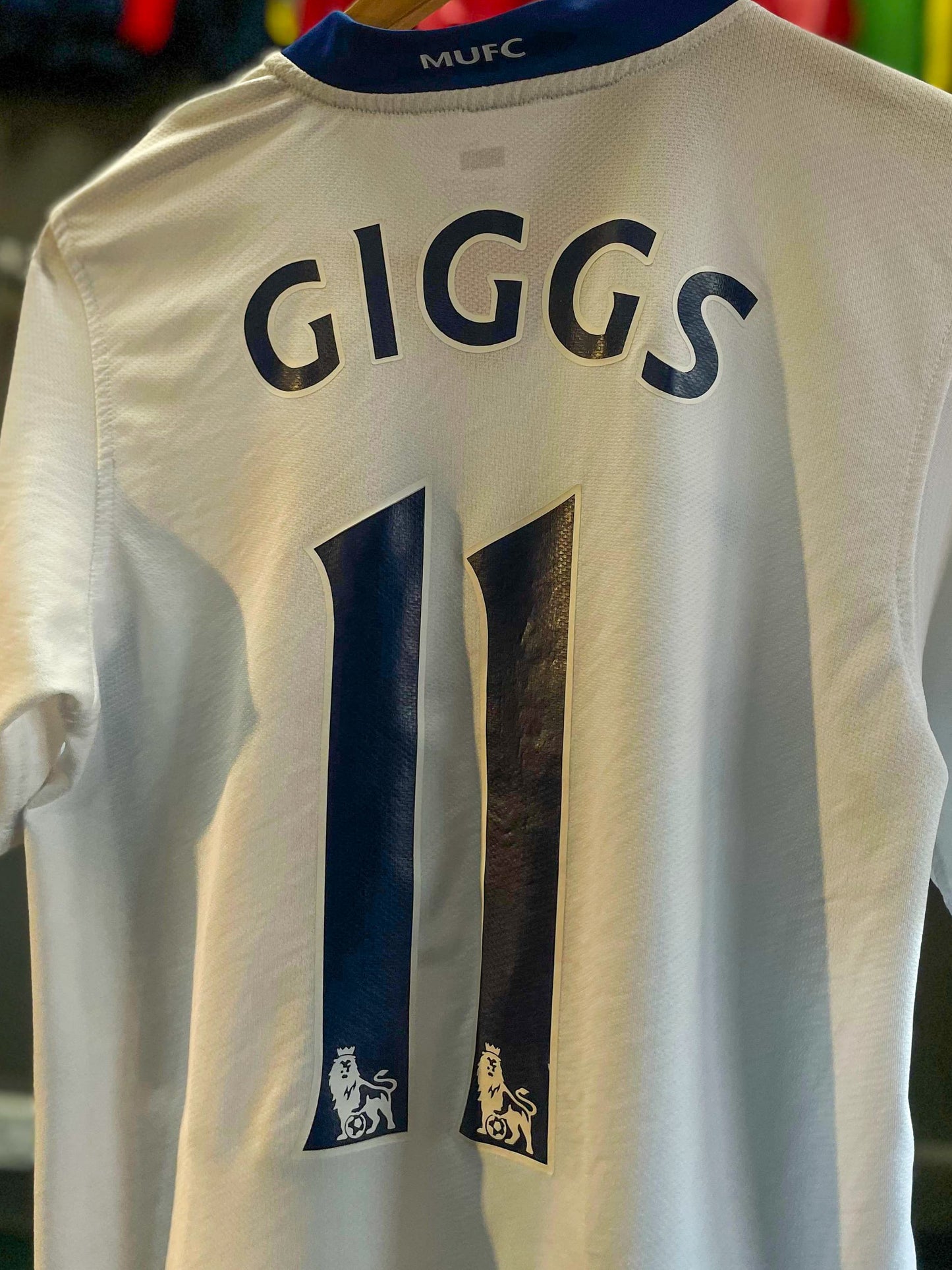 Manchester United Away 2008/09 Football Jersey/Kit Ryan Giggs 11 - Small