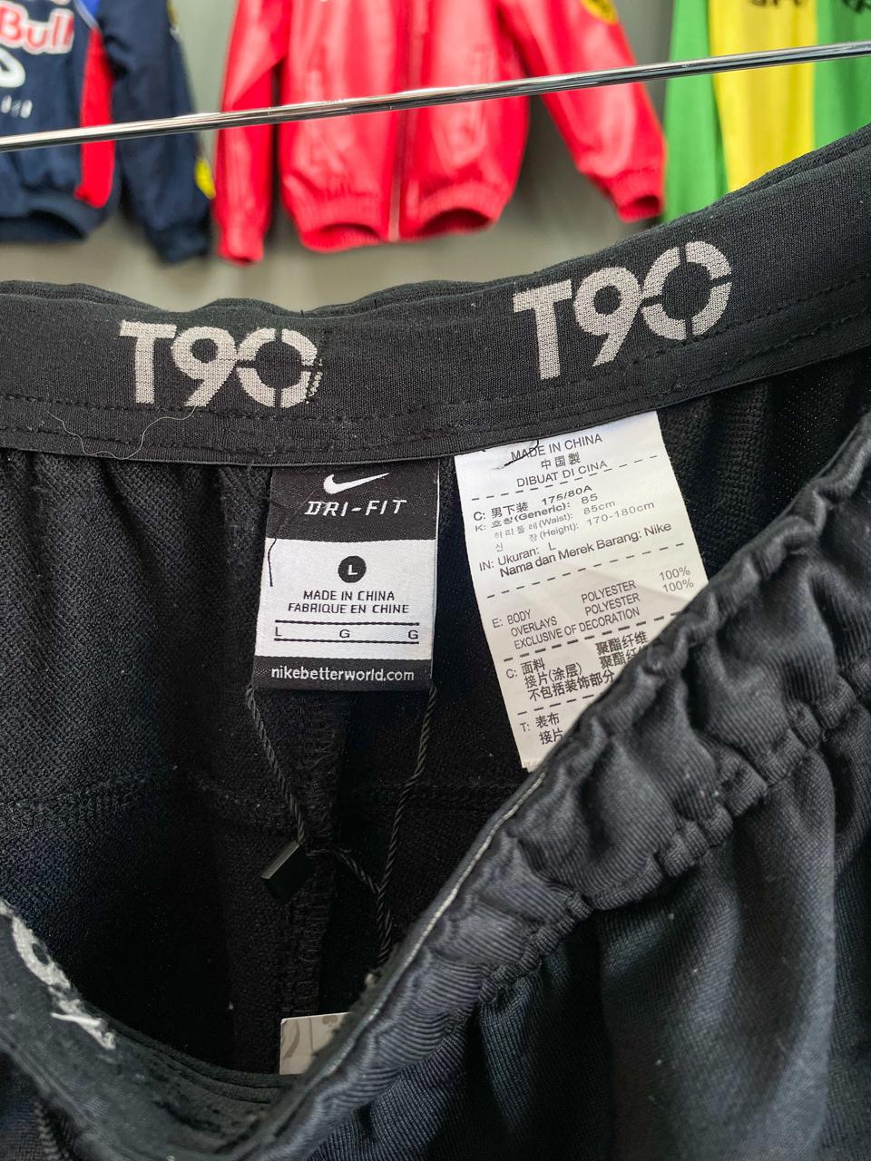 Nike Classic T90 Trackpants - Large