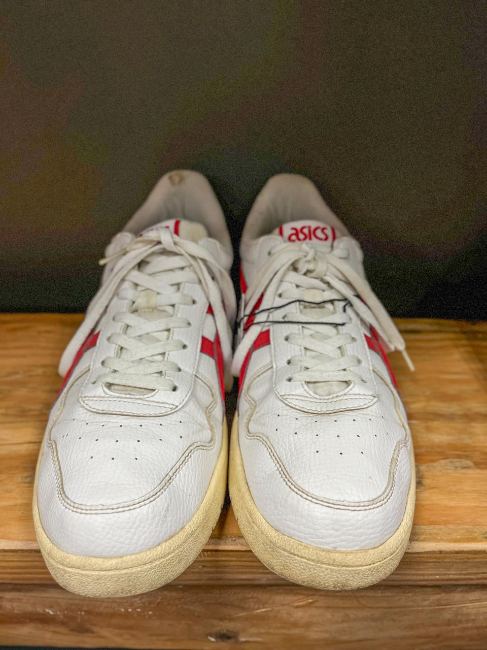 Asics Japan S White & Red - Size UK10.5