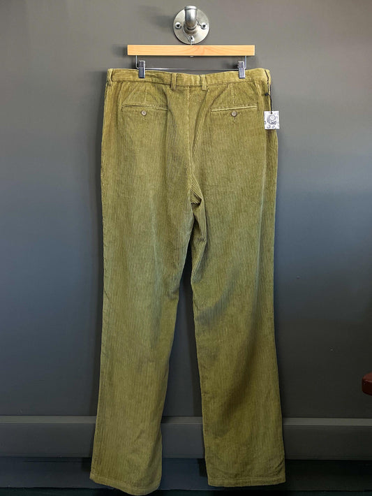 Vintage Green Corduroy Pants - Size 38 (Extra Large)