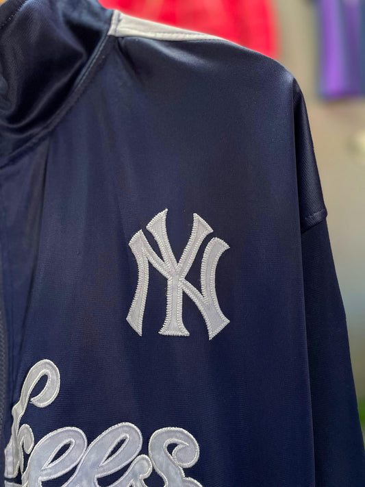 NY Yankees Majestic Baseball Jacket - Extra large