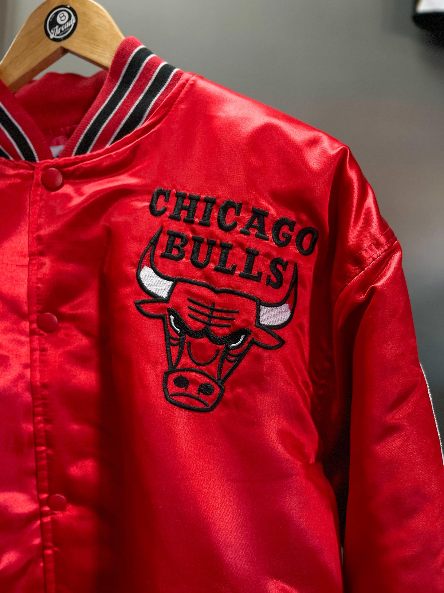 Chicago Bulls ChalkLine Satin NBA Satin Bomber Jacket - XLarge