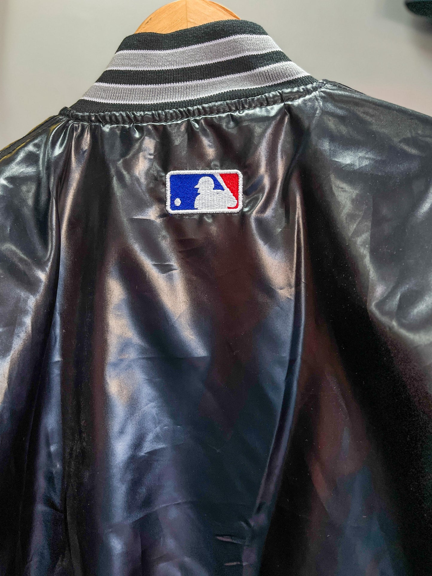 Chicago White Sox ChalkLine Satin MLB Baseball Jacket - Small