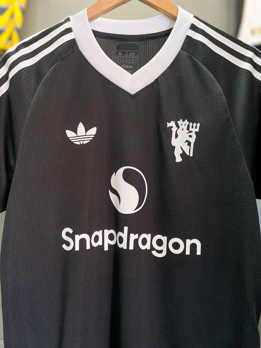 Manchester United 24/25 Goalkeeper Match Version Football Jersey