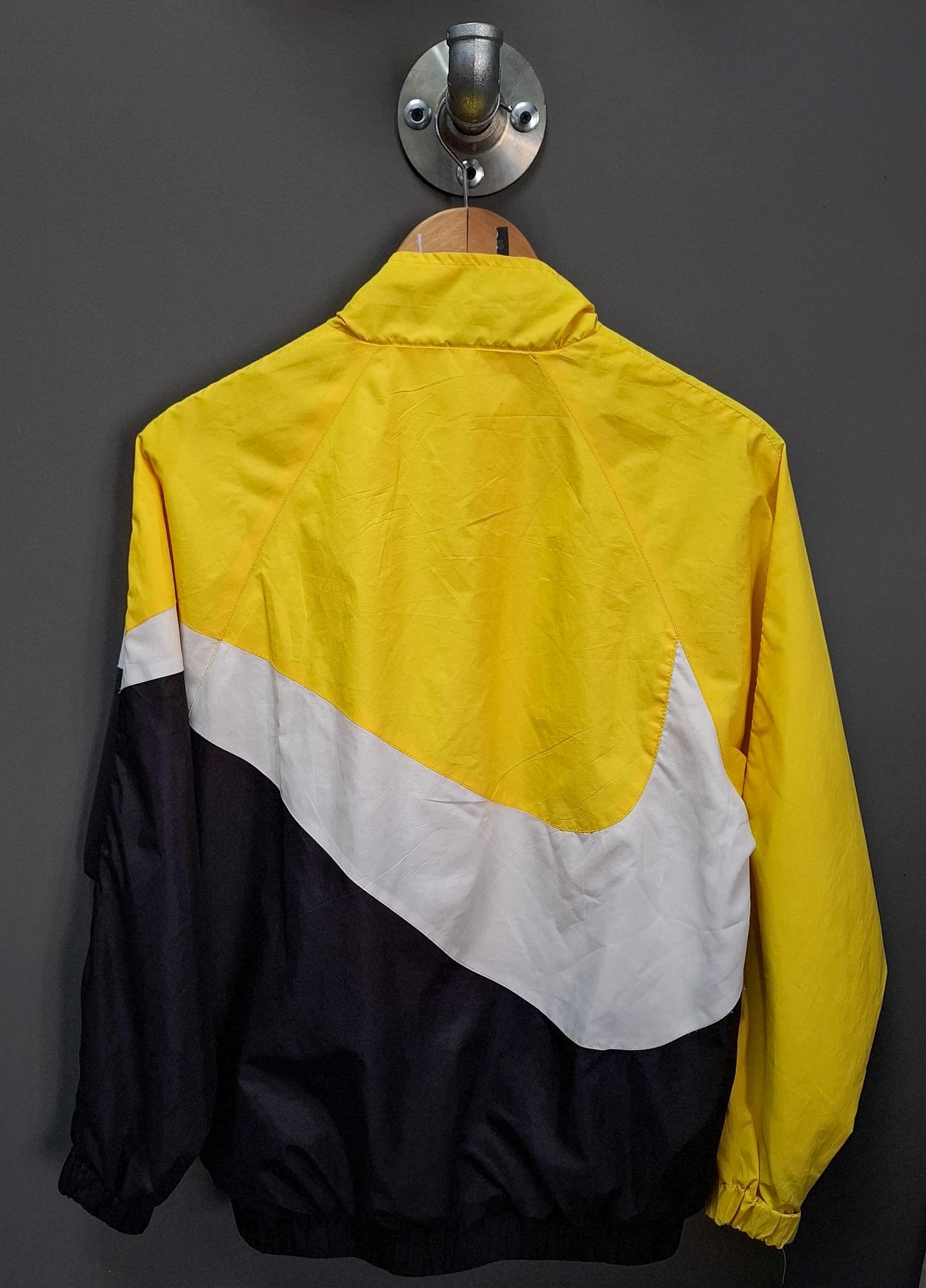 Nike Big Swoosh Jacket - Medium