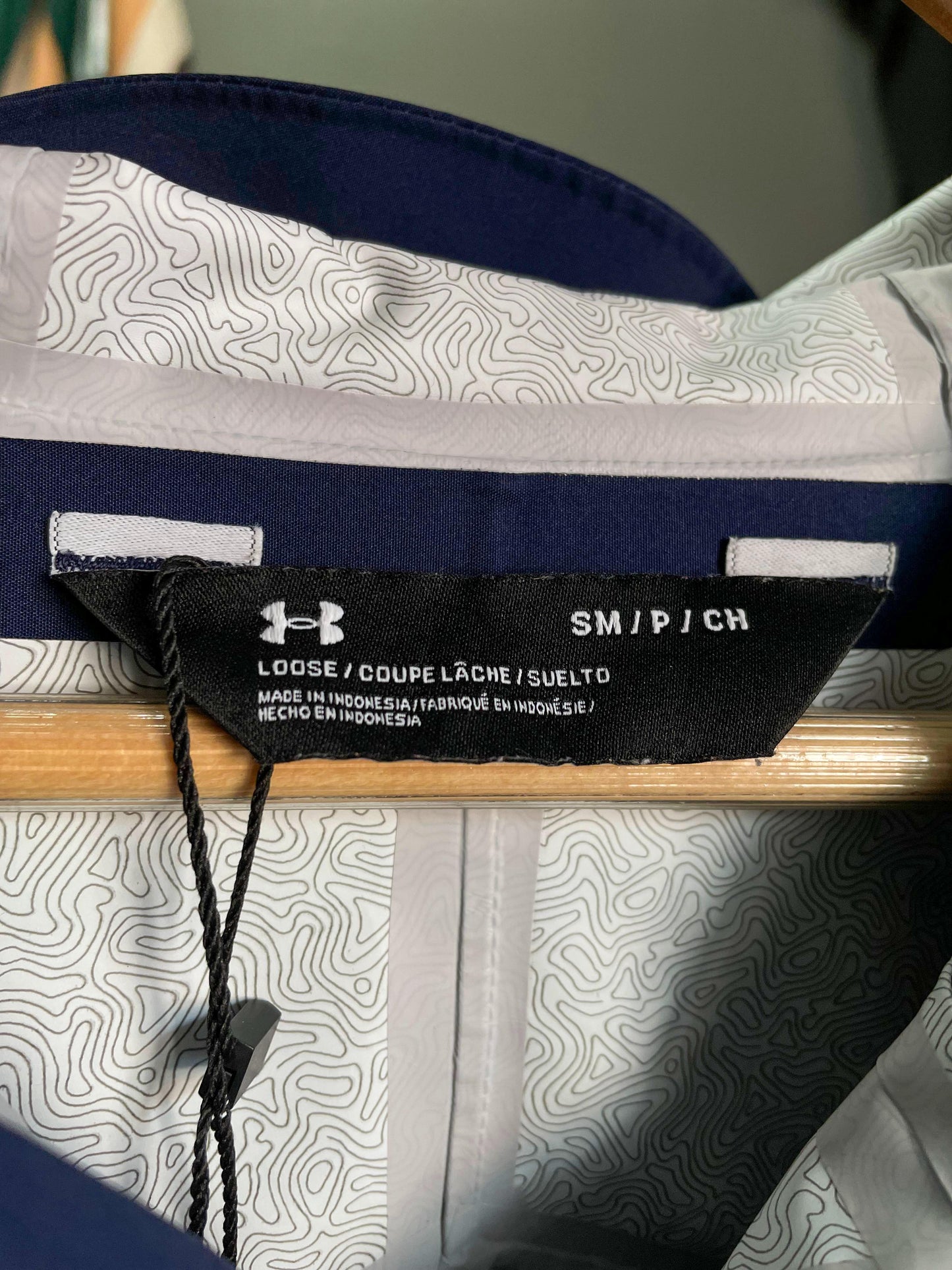 Under Armour Sports Jacket - Baggy Small