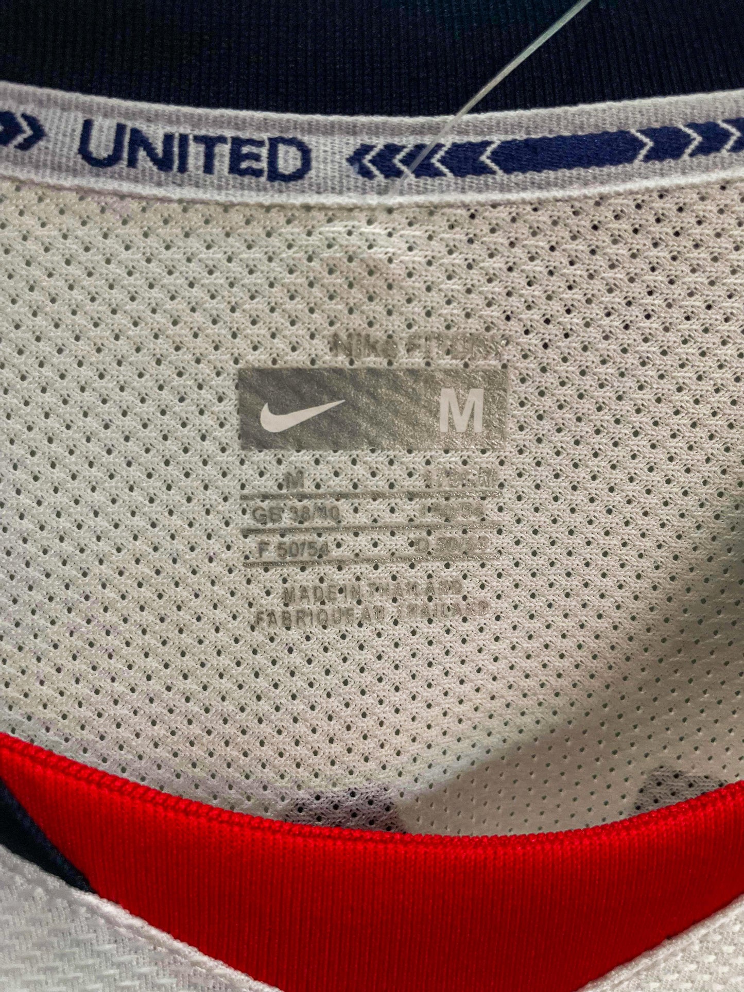 Manchester United Retro Nike "Ronaldo 7" Football Kit - Medium