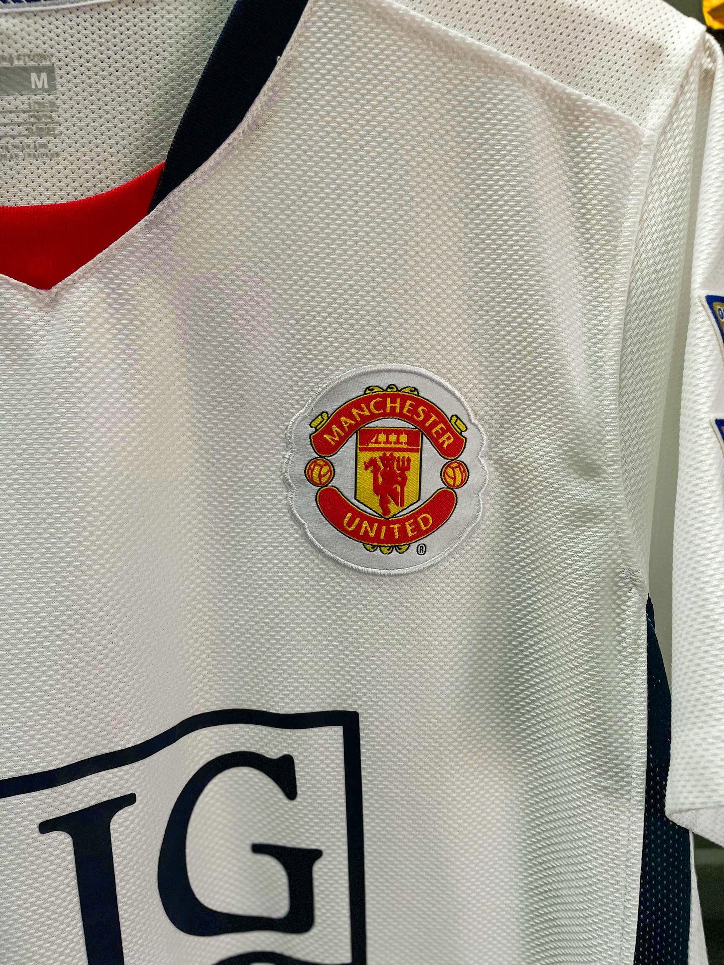 Manchester United Retro Nike "Ronaldo 7" Football Kit - Medium