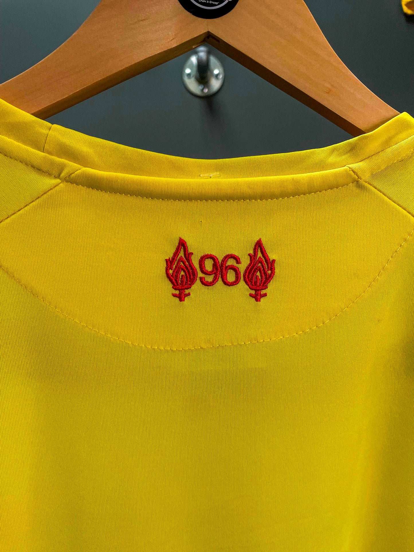 Liverpool FC Classic Retro Warrior Football Jersey - Large