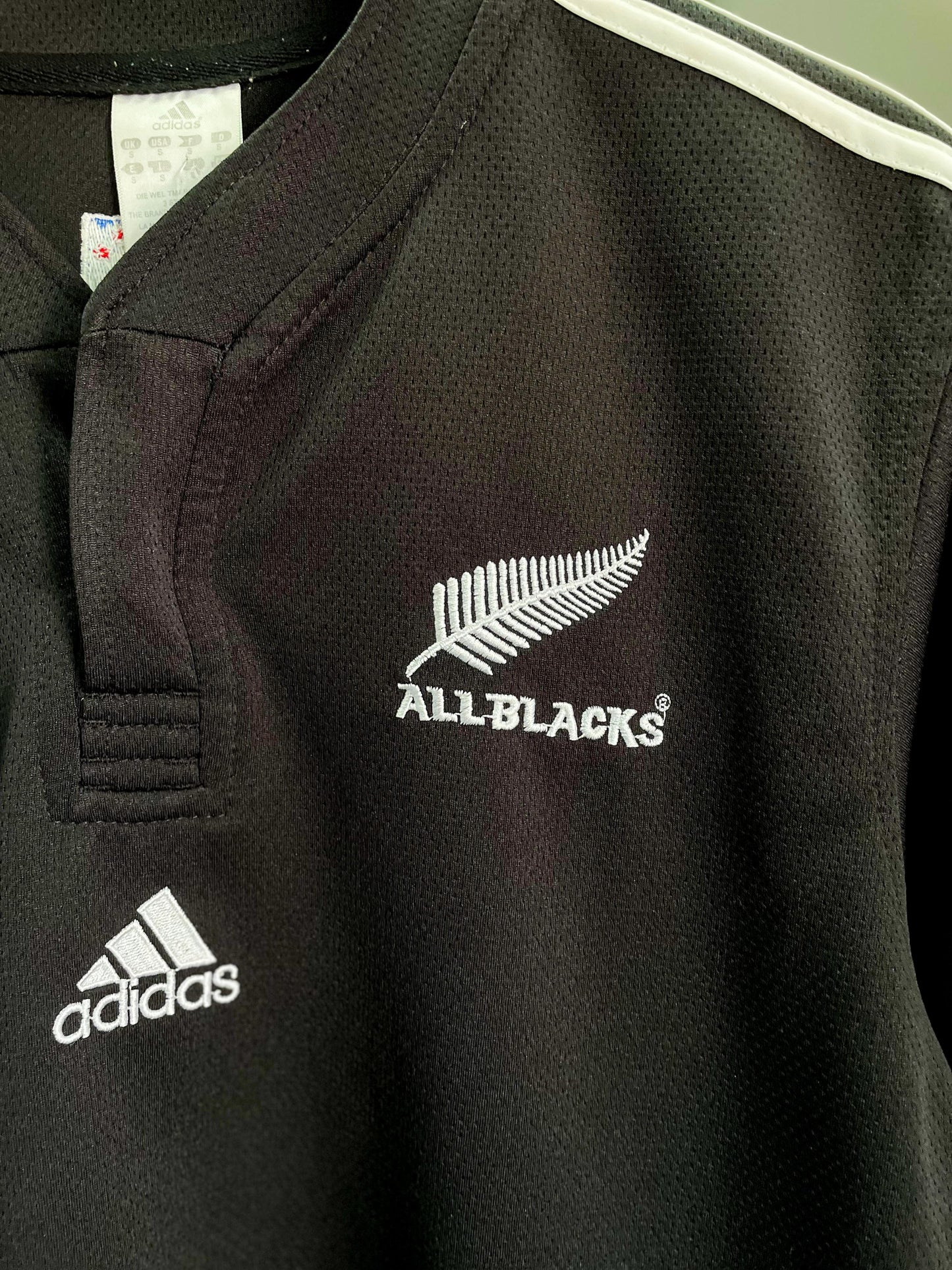 New Zealand "All Blacks"2011 Rugby World Cup Jersey - Small