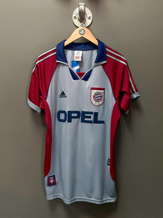 FC Bayern Munich 1998/99 Home Adidas Football Jersey - Fits Large