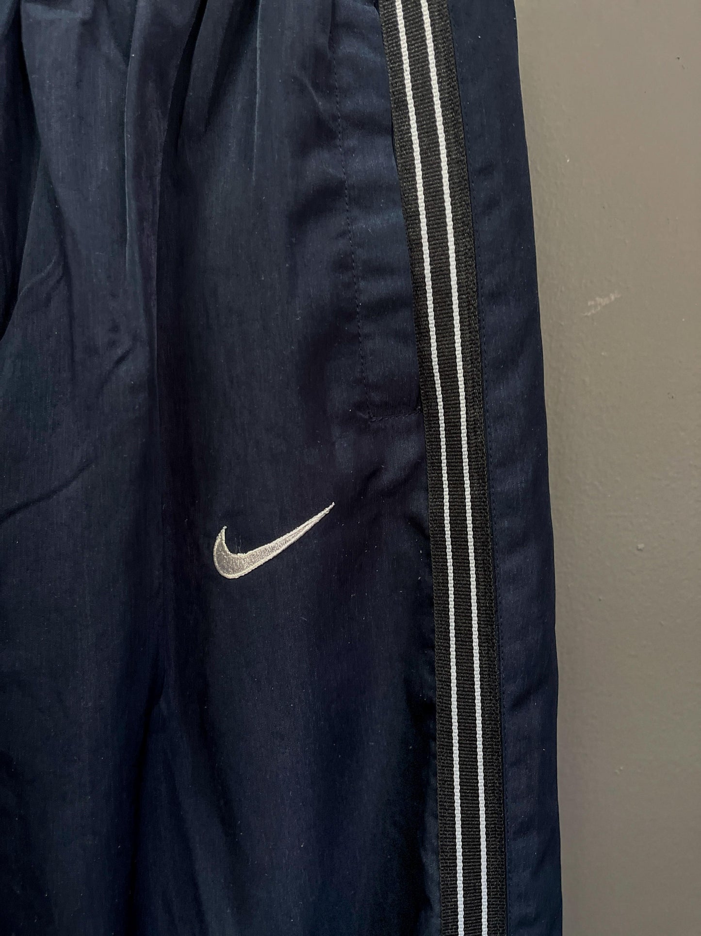Nike Swoosh Trackpants - Medium