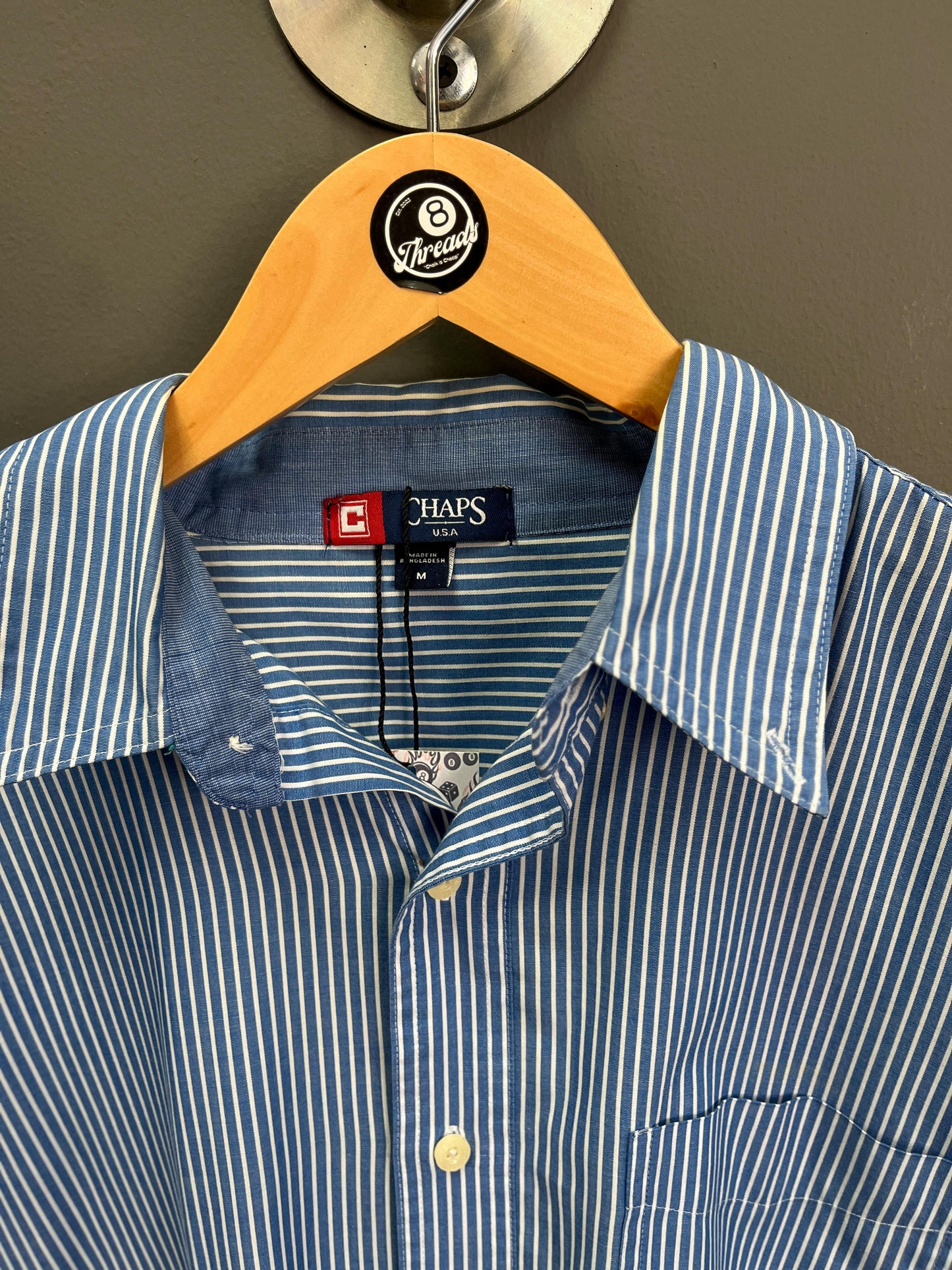 Chaps Ralph Lauren Button Up Shirt - Medium