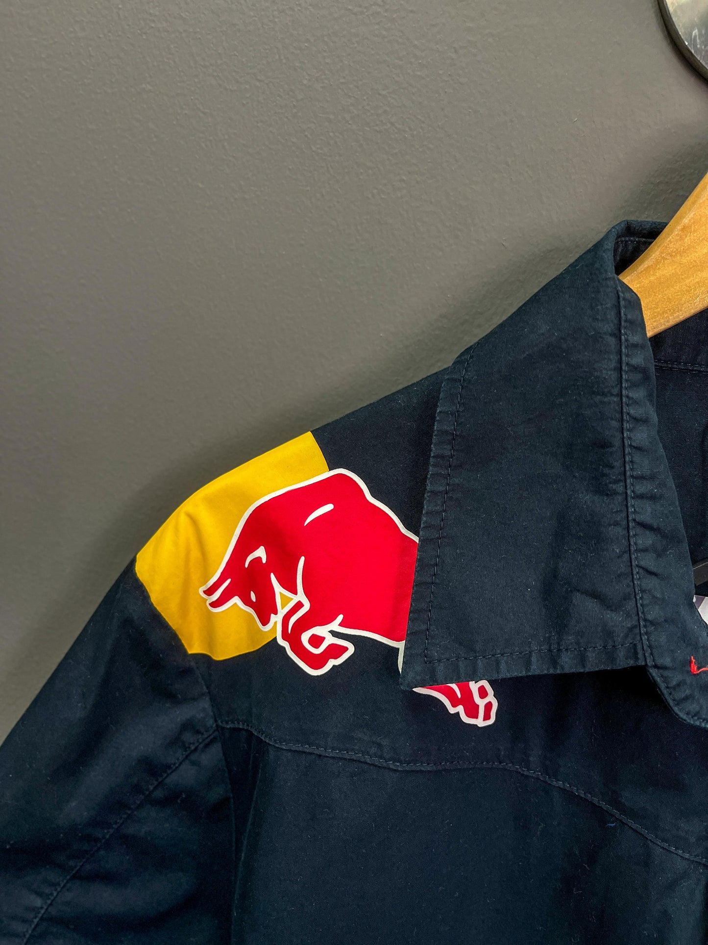 Red Bull F1 Racing Team Button Up Shirt - Large