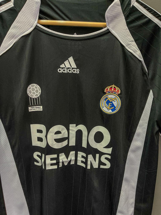 Real Madrid 2006/07 Away Adidas Retro Football Jersey