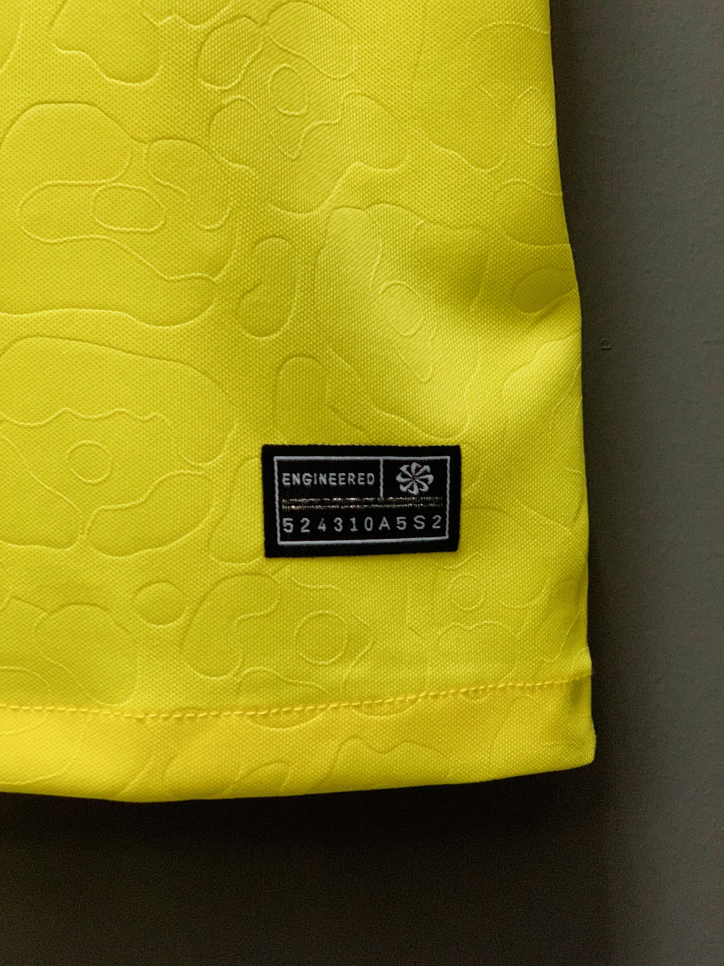 Brazil 2022/23 Nike Home Football Jersey - Medium