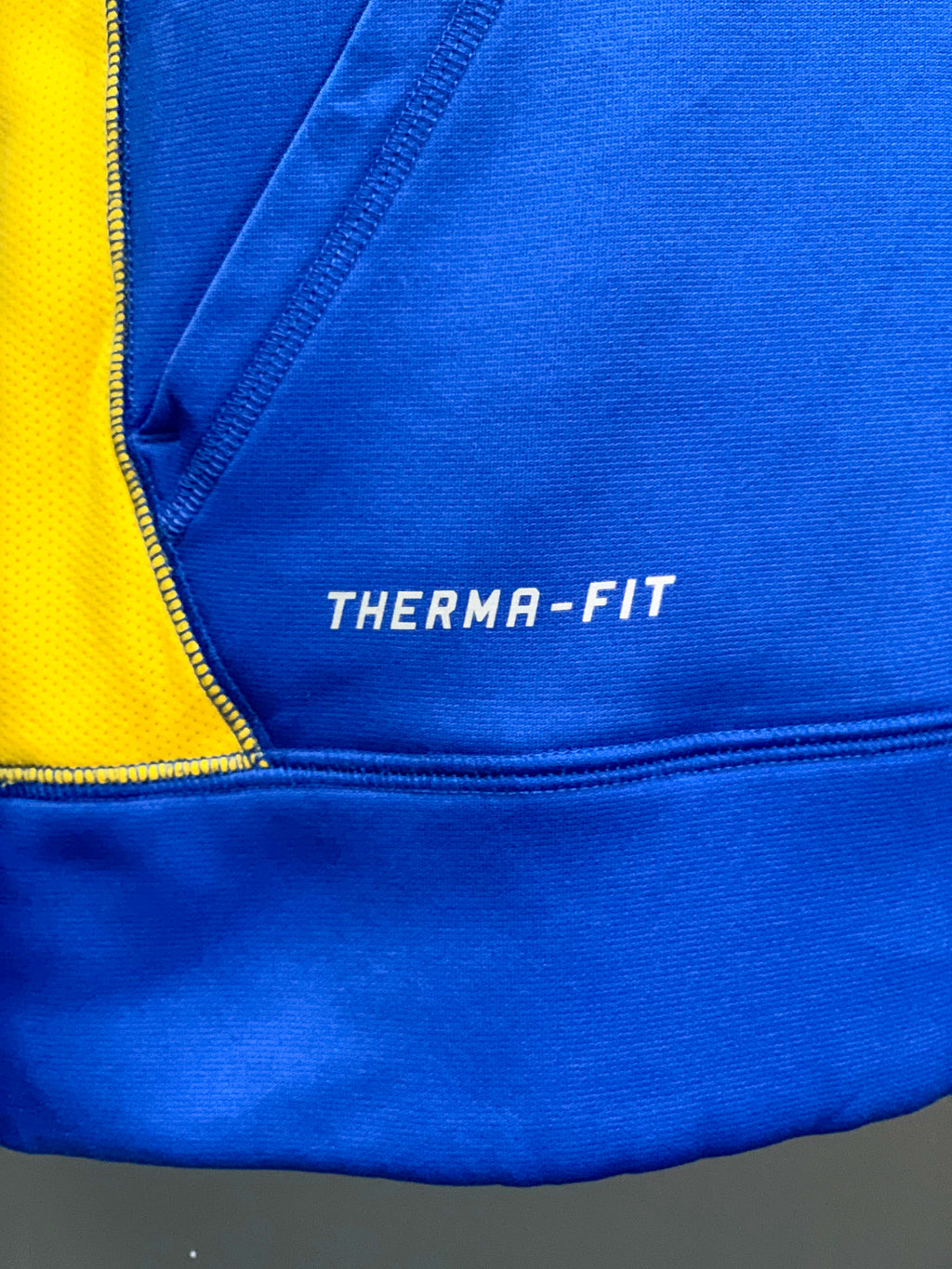 Nike Therma-Fit Hoody - Small