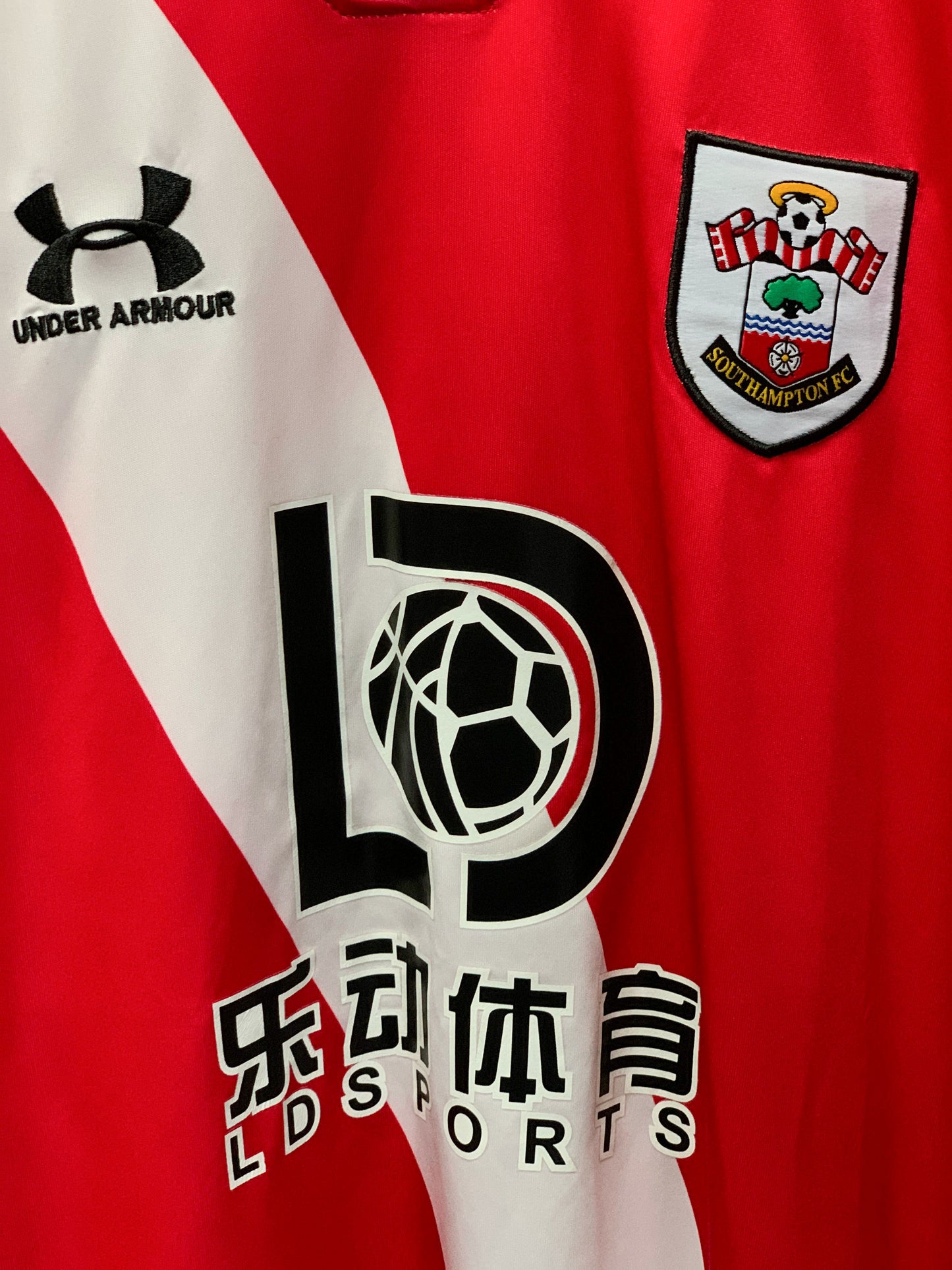 Southampton FC 2020/21 Home Retro Football Kit - Extra Large