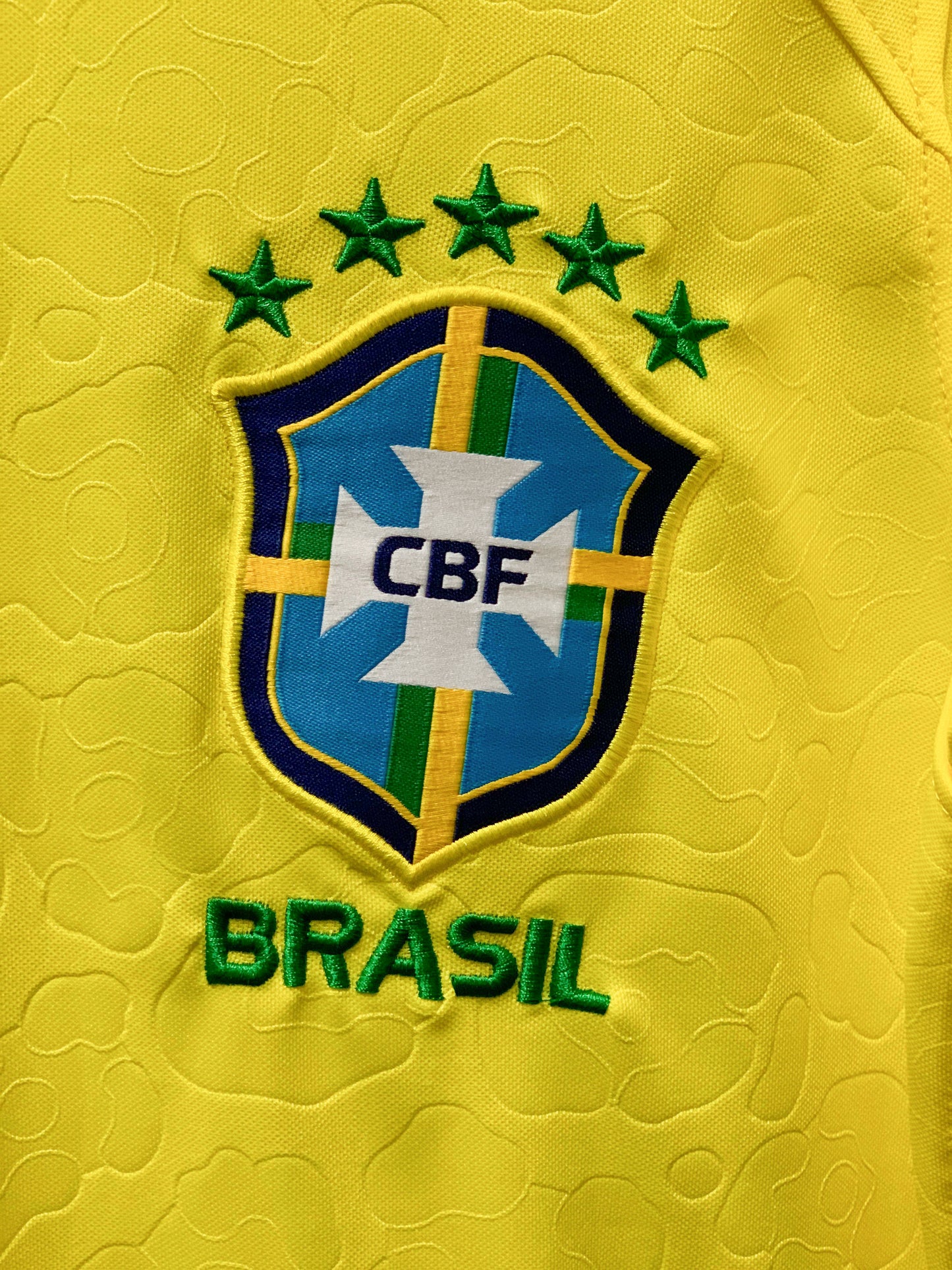 Brazil 2022/23 Nike Home Football Jersey - Medium