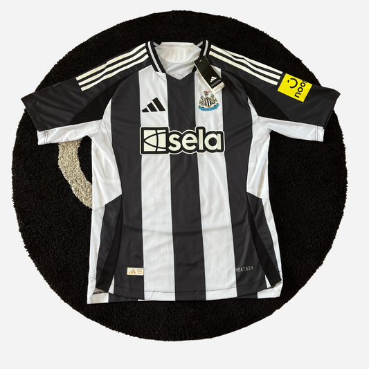 Newcastle United 24/25 Home Match Version Football Jersey