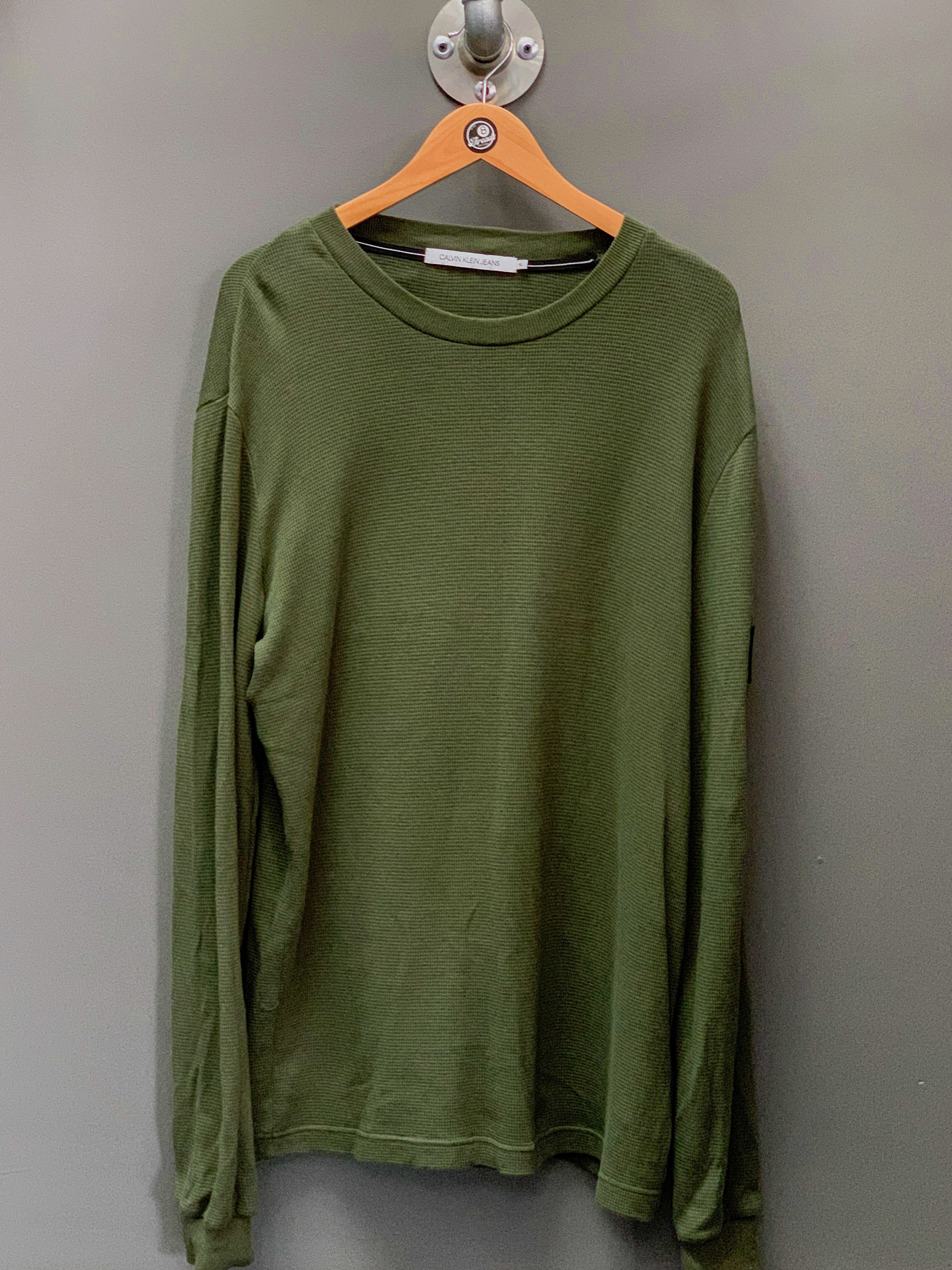 Calvin Klein Long Sleeve - Extra Large