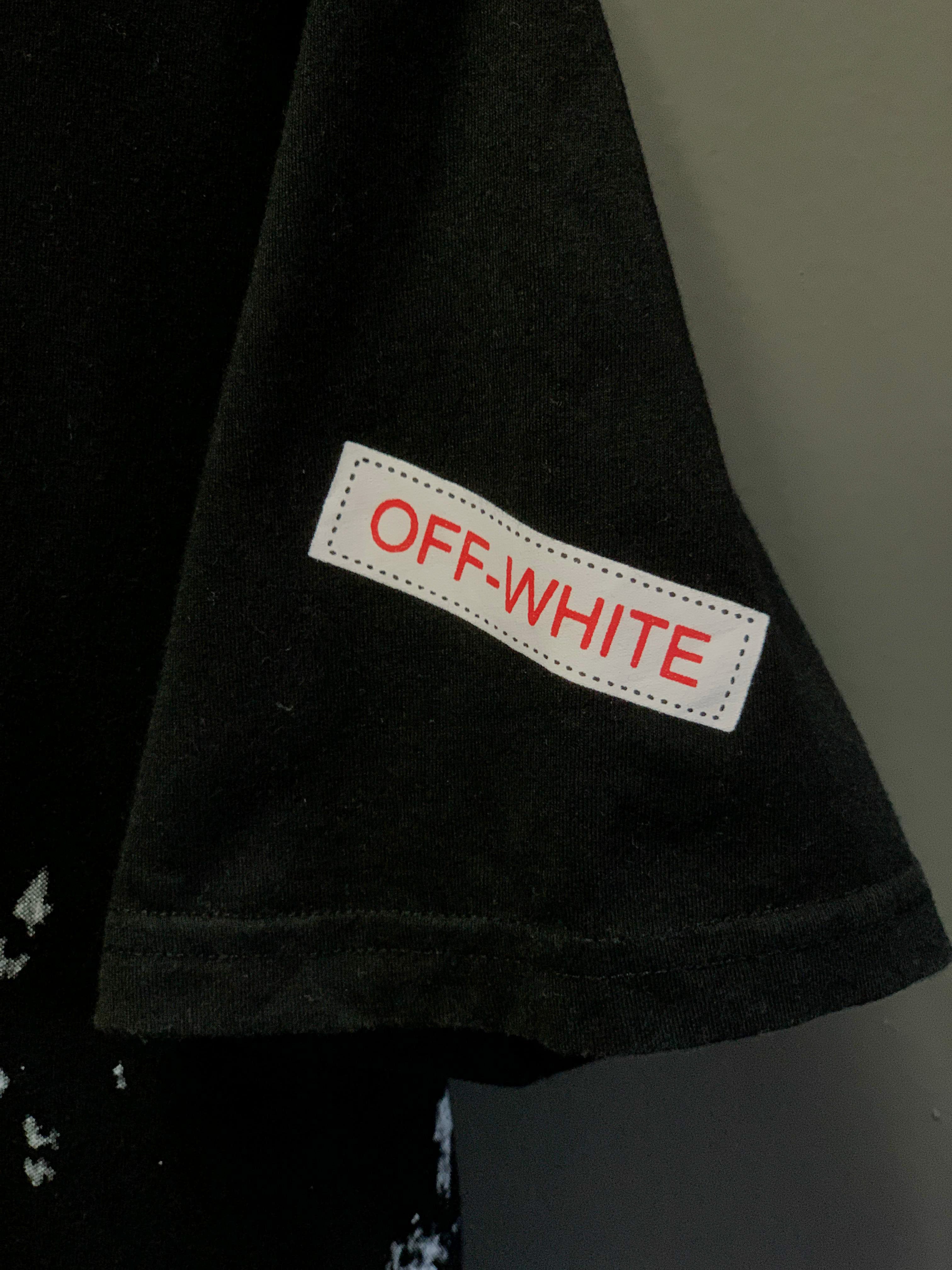 OFF-White Spray Tee - Extra Large