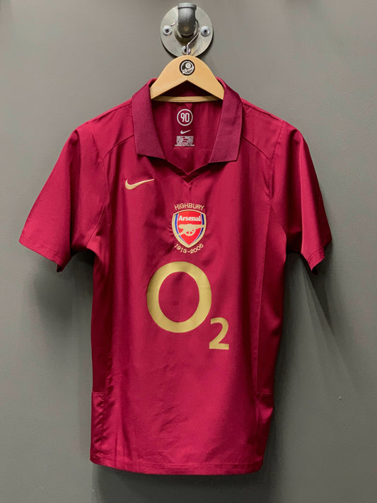 Arsenal 2005/06 Highbury Special Edition "Bergkamp" Retro Football Kit - Small