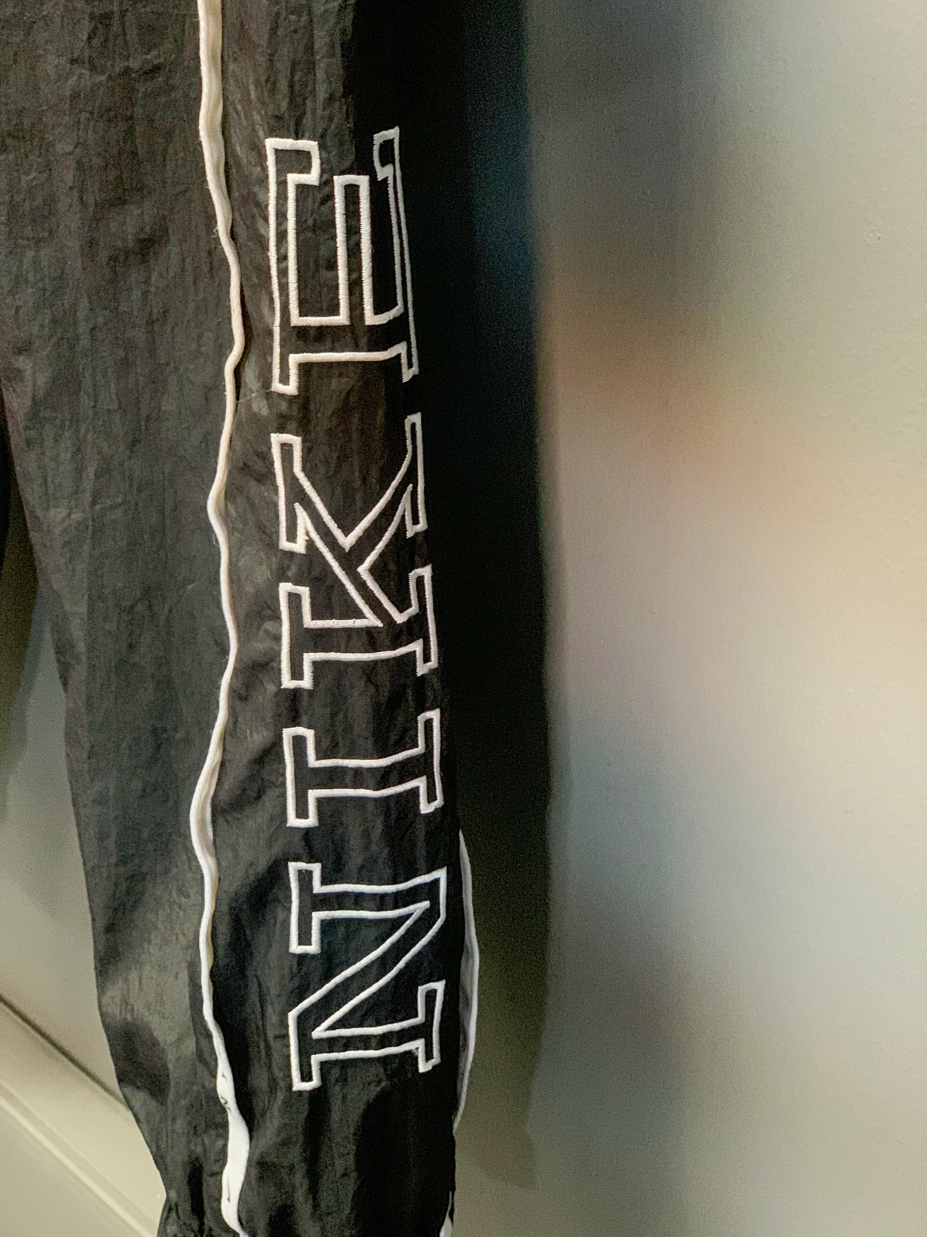 Nike Spellout Trackpants - Small