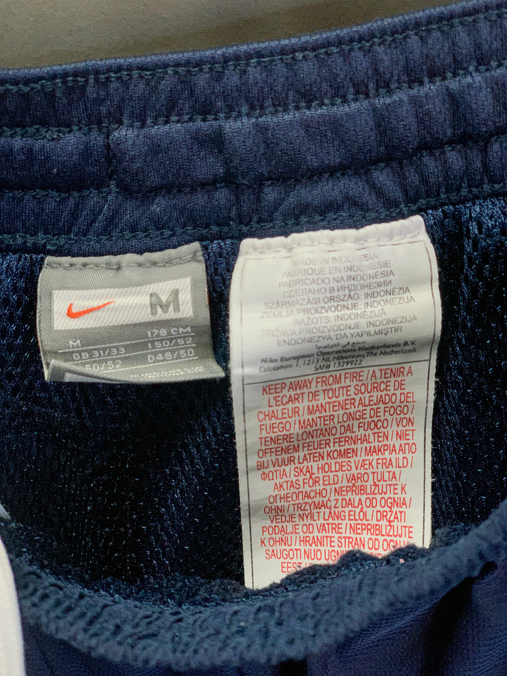 Nike Minimal Ankle Zip Trakpants - Medium