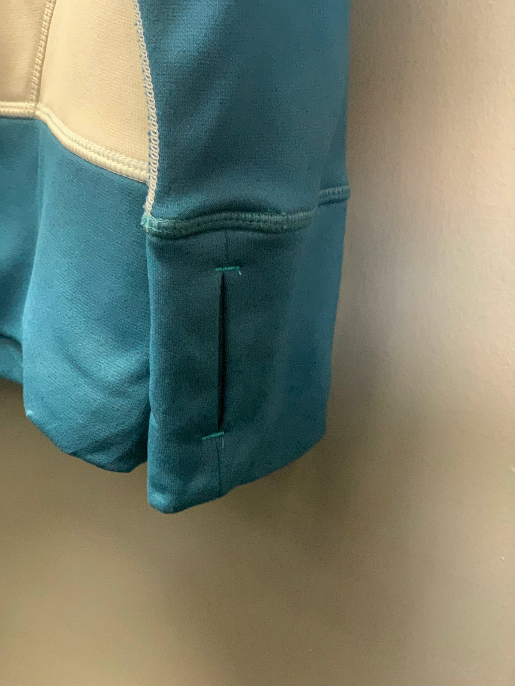 Nike Therma-Fit Hoody - Large