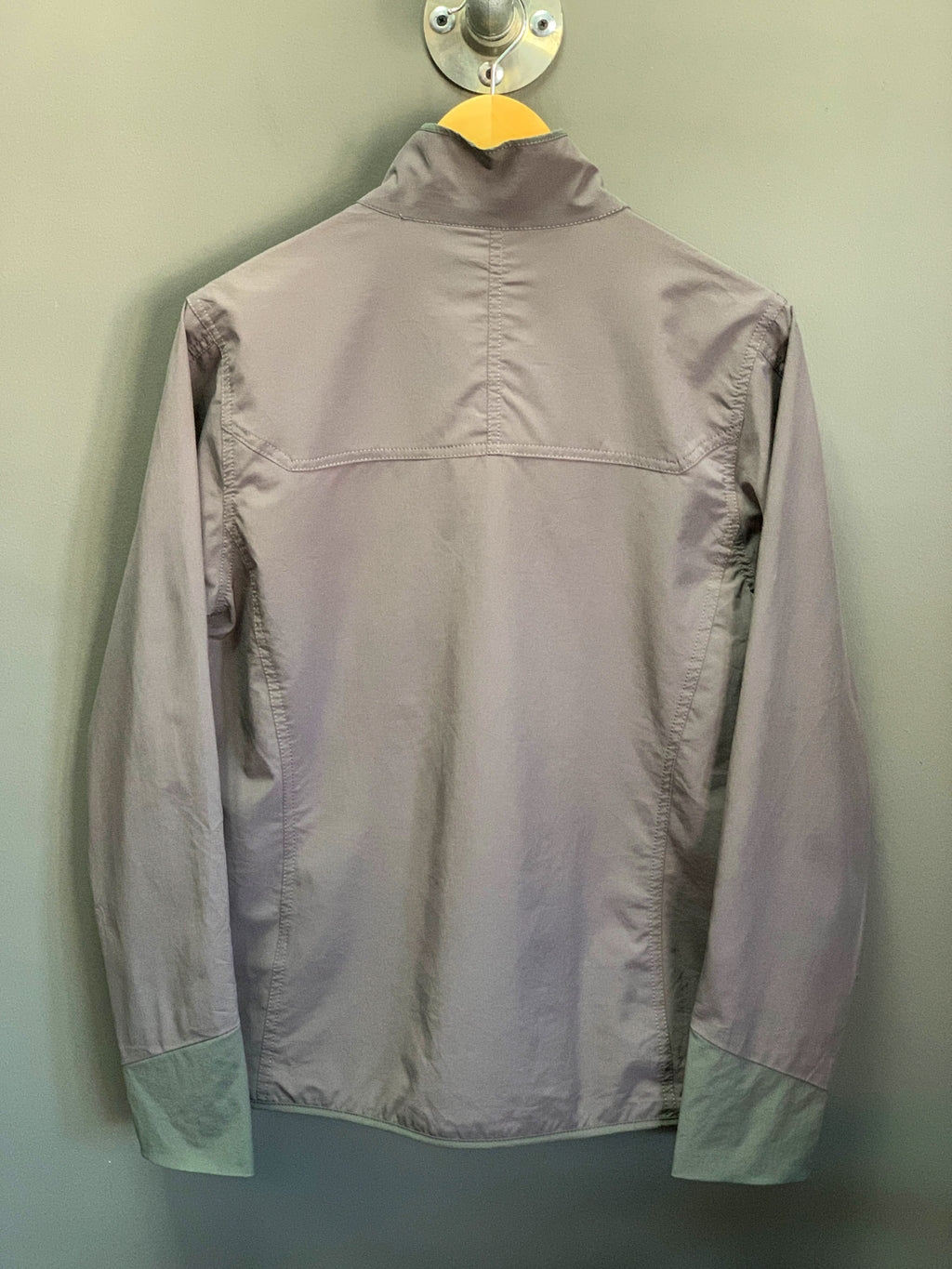 Patagonia Windbreaker Jacket - Medium