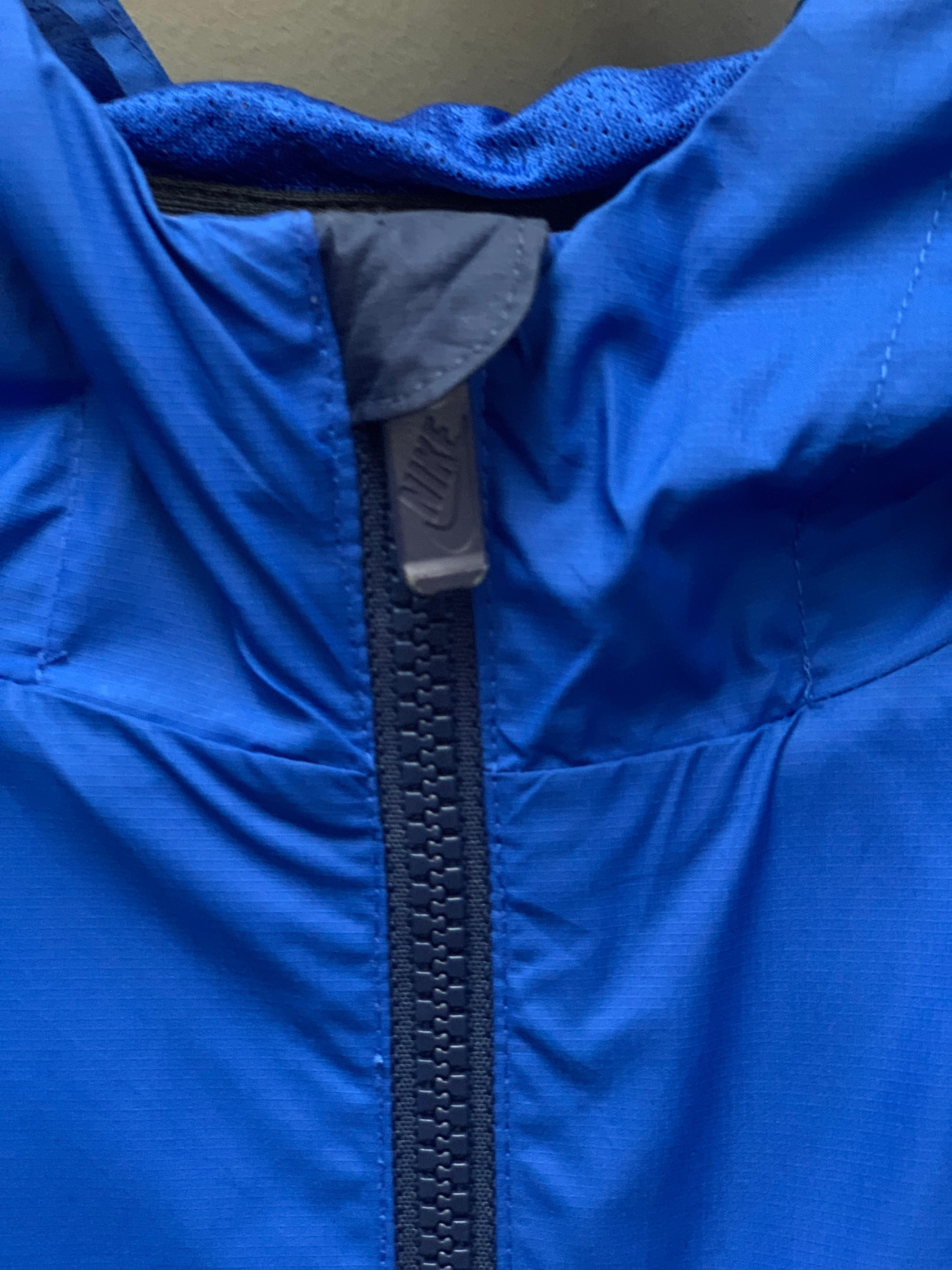 Nike Swoosh Full Zip Athletic Jacket - Extra Large