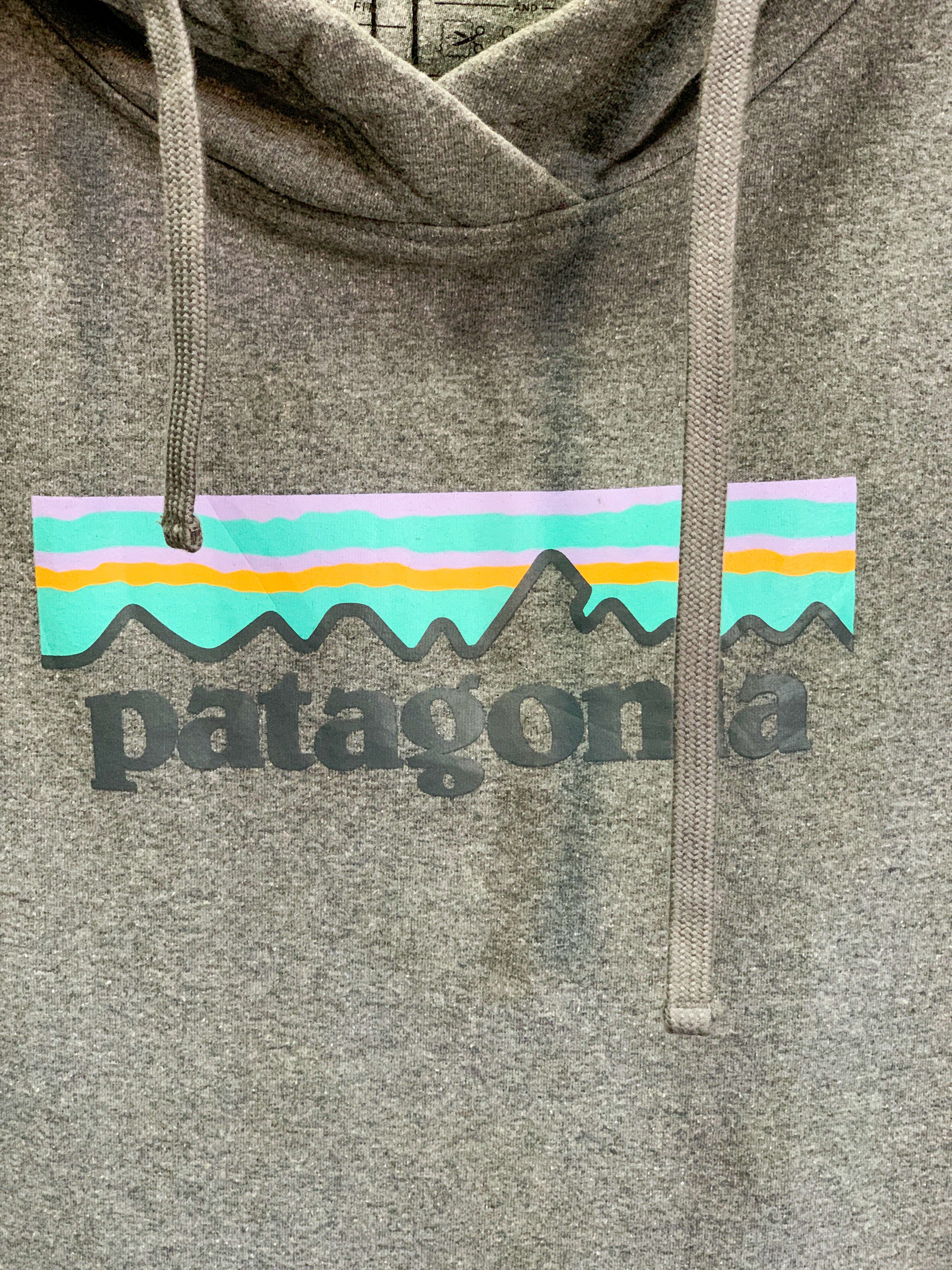 Patagonia P-6 Logo Hoody - Medium