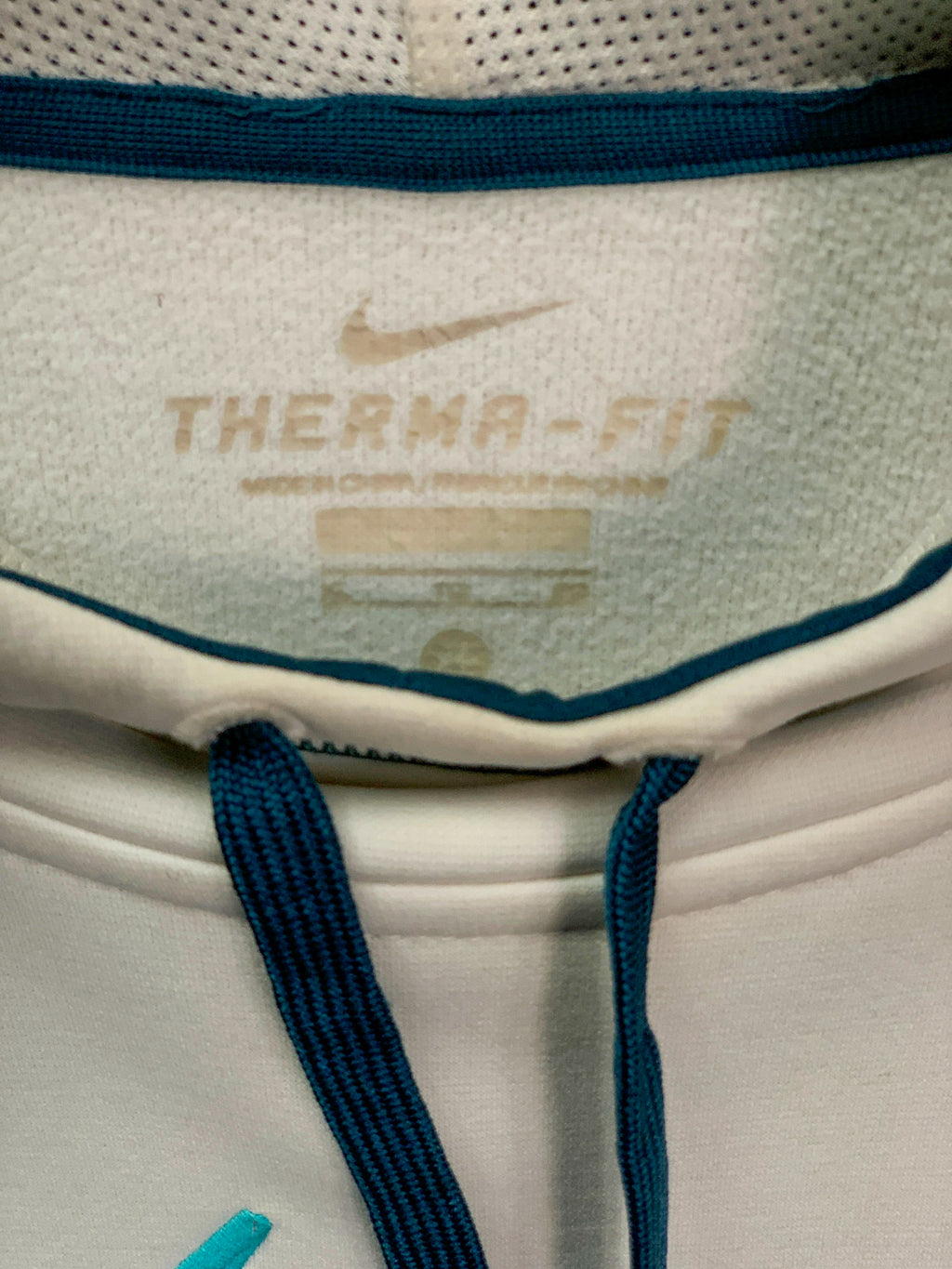 Nike Therma-Fit Hoody - Large