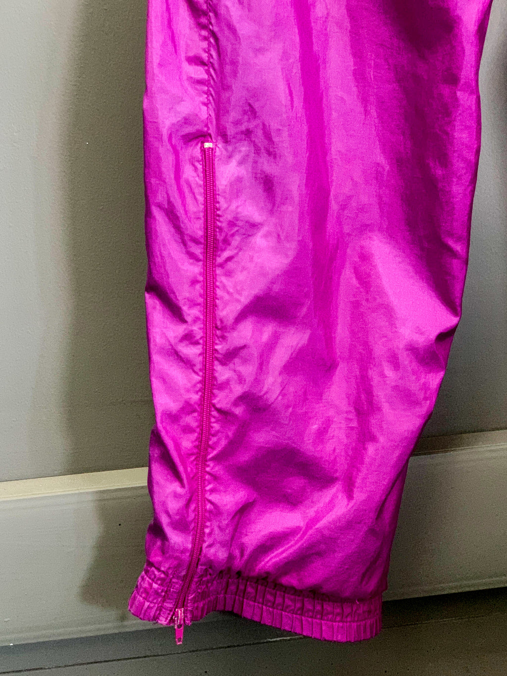 Nike Swoosh Cuffed Trackpants - Large