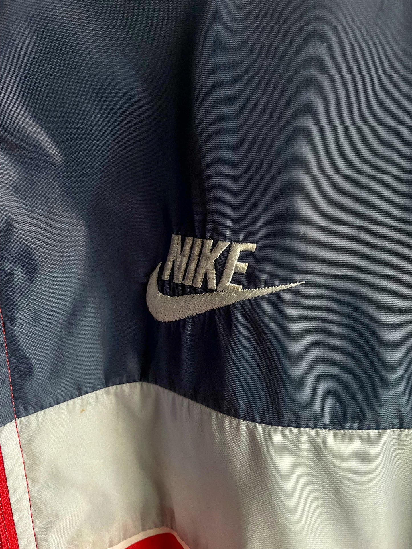 Nike Classic Swoosh Jacket - Medium