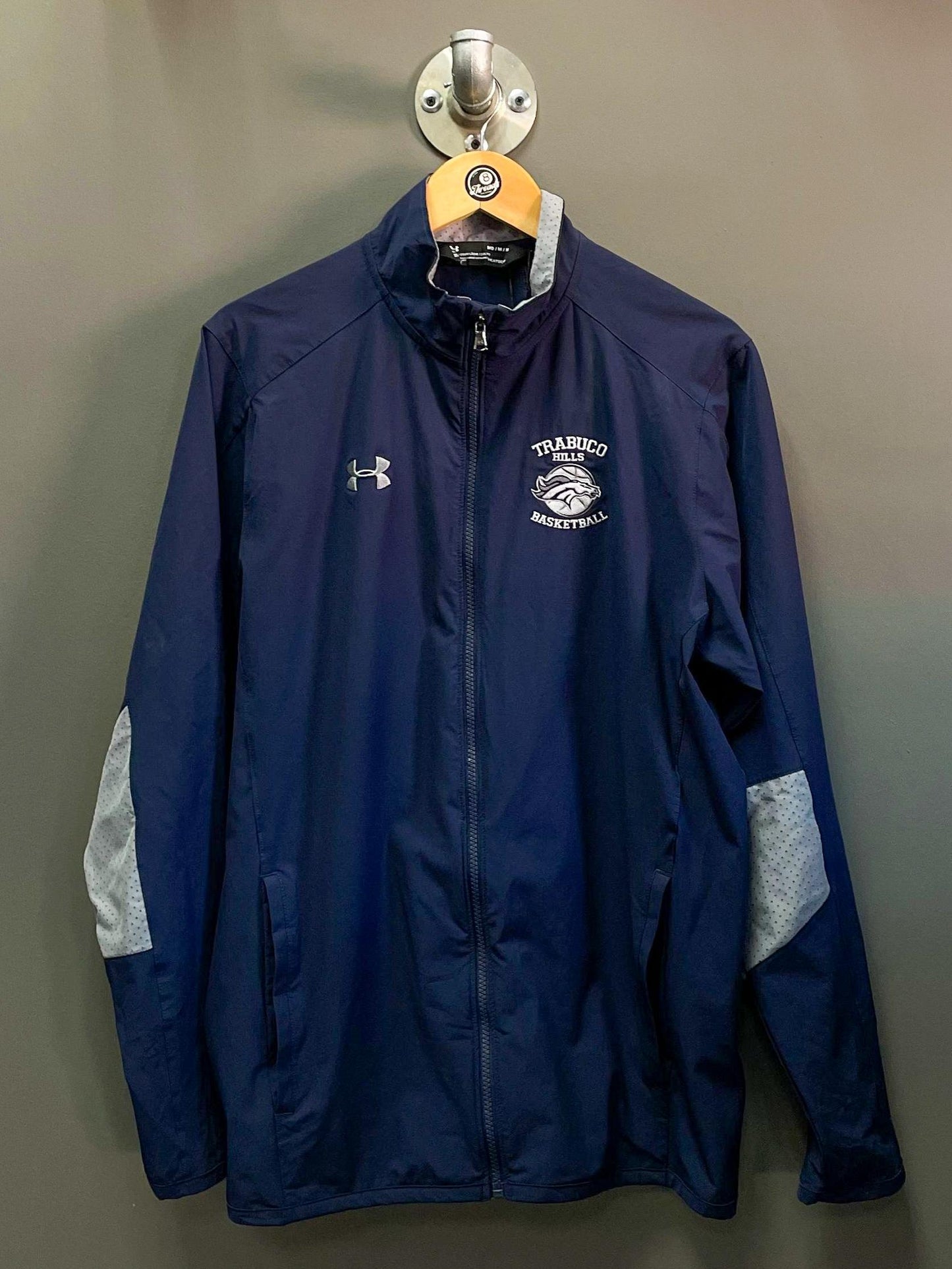 Under Armour Basketball Sports Jacket - Medium