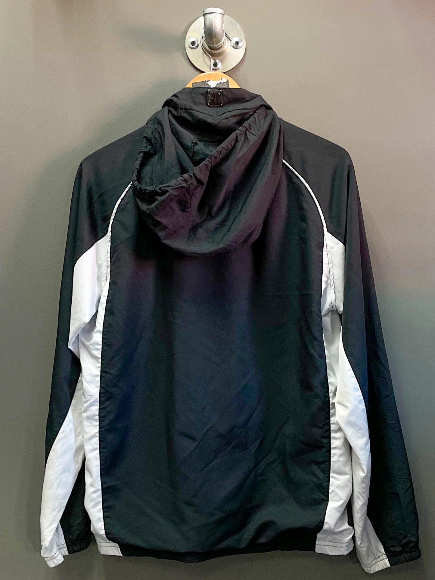 Ladies Reebok Lightweight Sports Windbreaker Jacket - Small