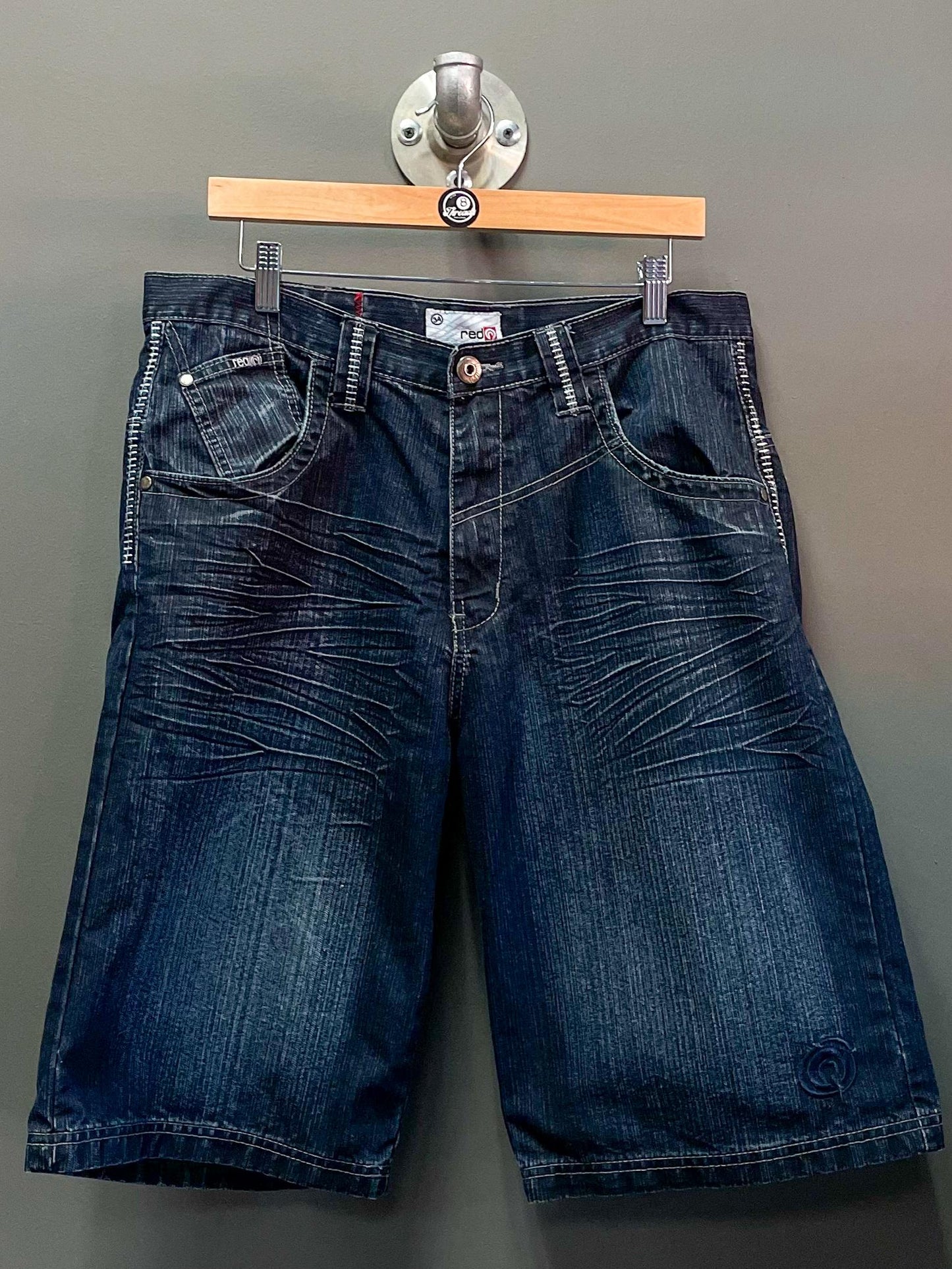 Baggy Embroidered Denim Shorts (Jorts) - Size 34 (Large)
