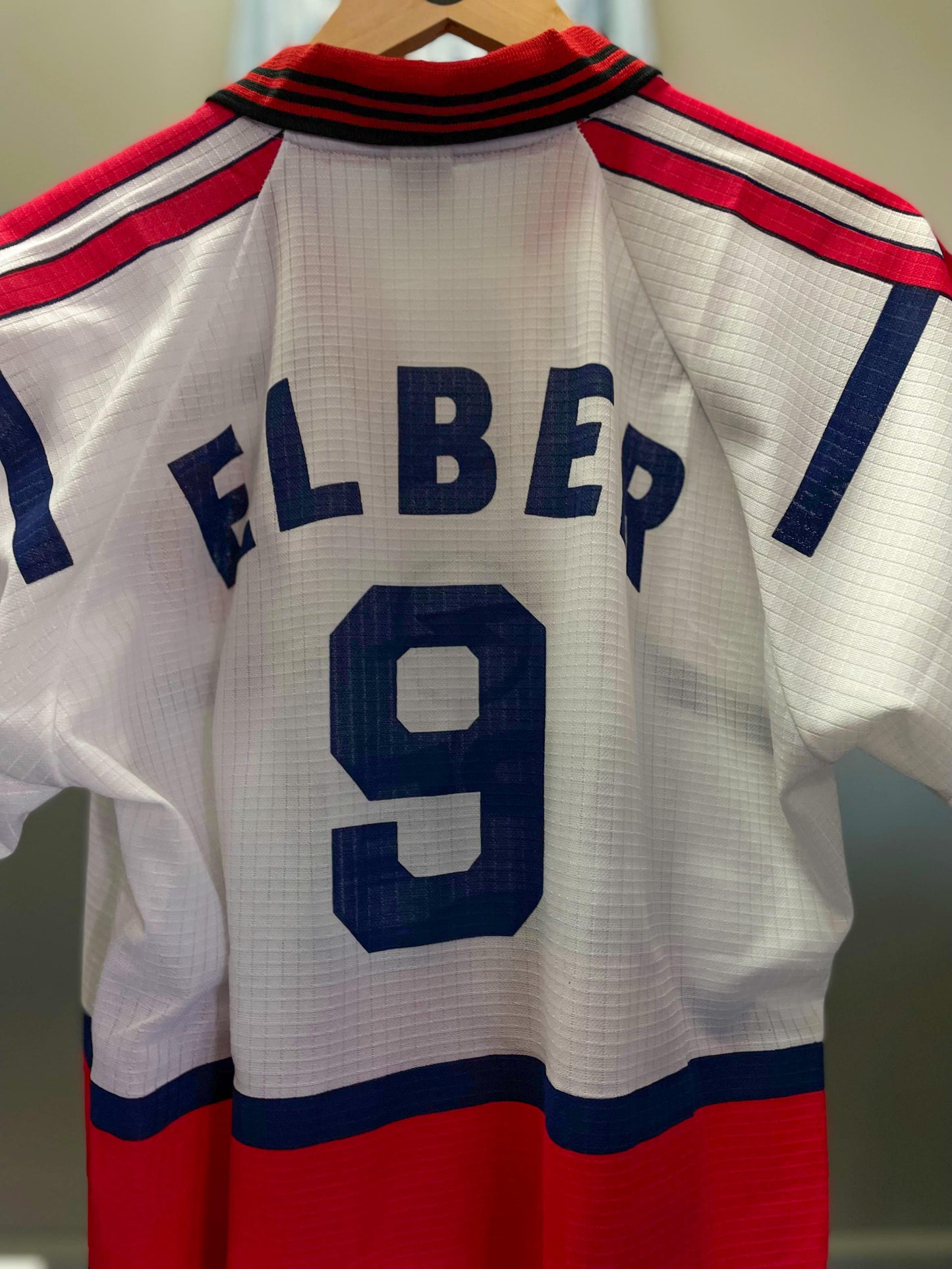 Retro Bayern Munich Football Jersey - Fits M/L