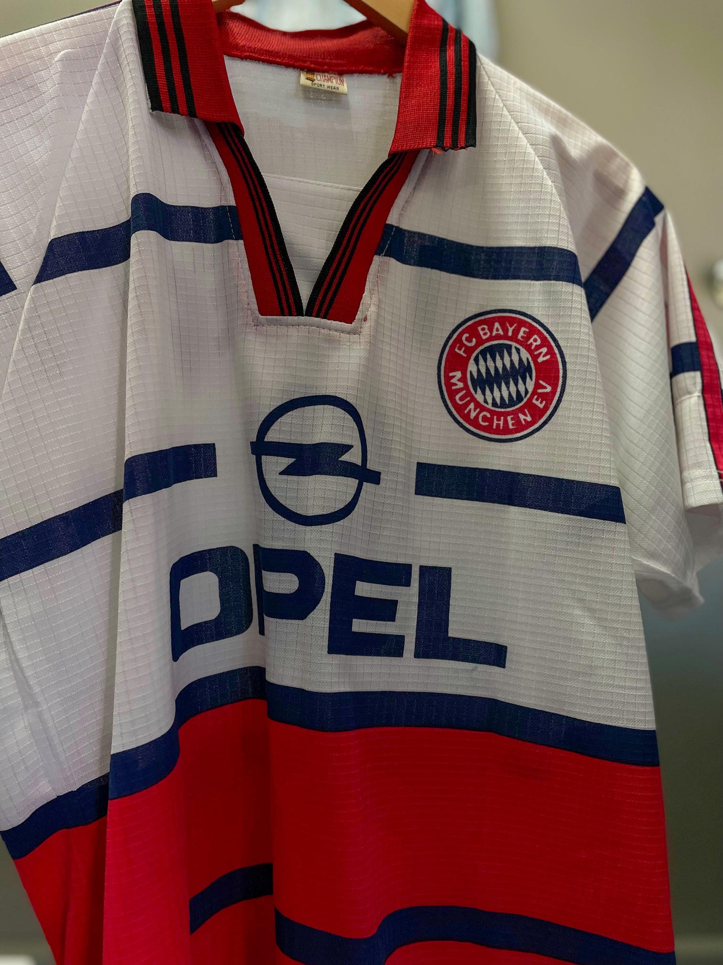 Retro Bayern Munich Football Jersey - Fits M/L