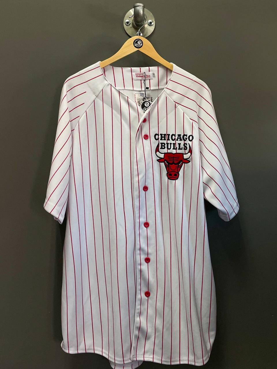 Chicago Bulls Mitchell & Ness NBA Button-up Shirt