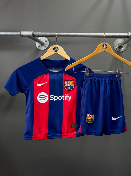 FC Barcelona Nike Kids Football Kit