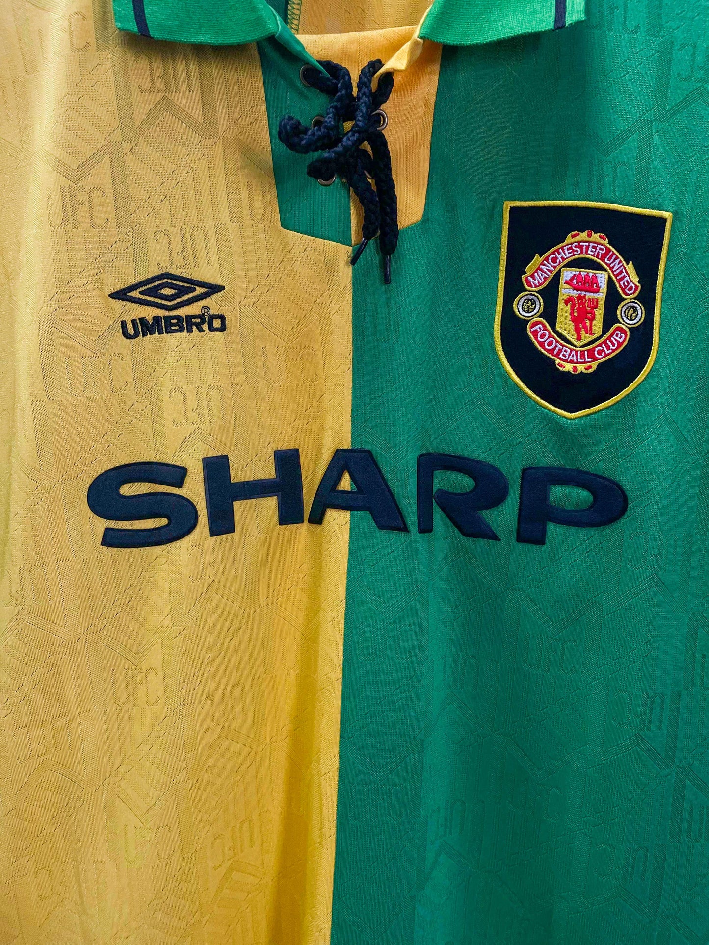 Manchester United 1992/94 Away Football Jersey - Medium