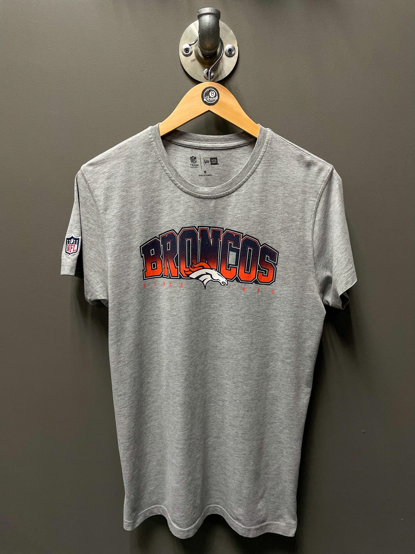 New Era Denver Broncos NFL Tee - Medium