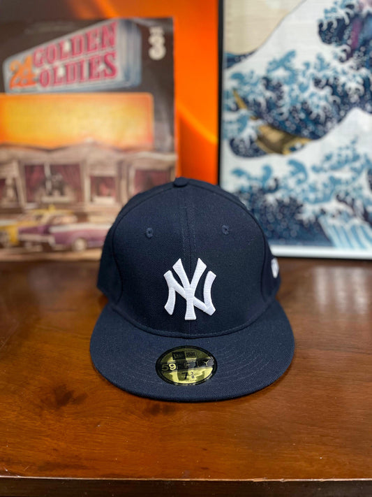 New Era NY Yankees 59FIFTY Navy Fitted Cap - 7 3/8