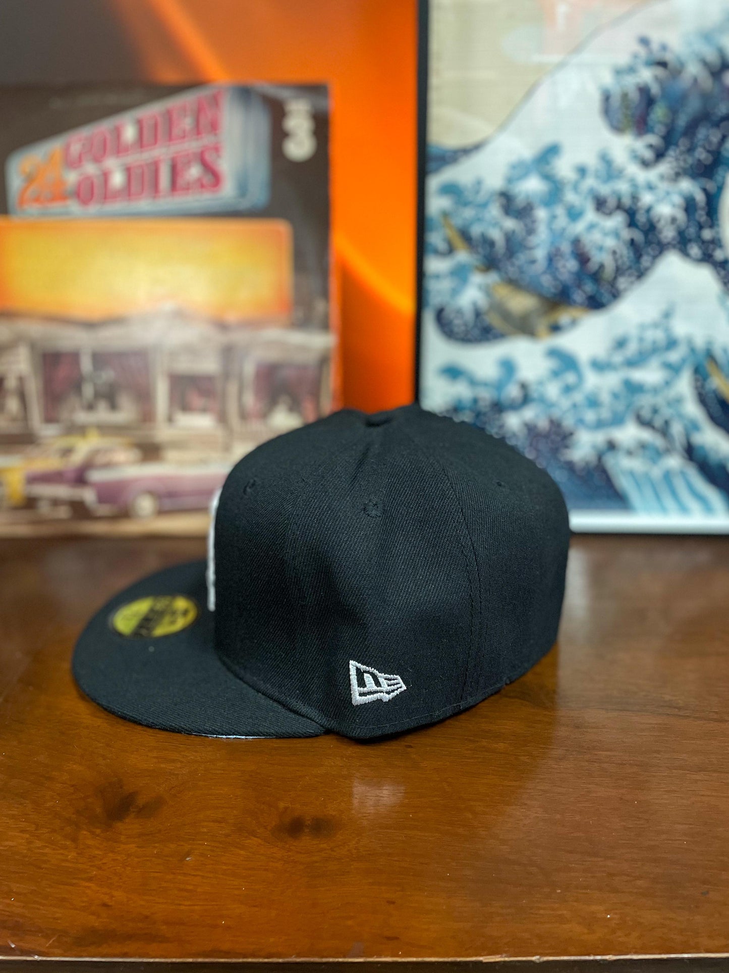 New Era Chicago White Sox Flames "2005 World Series Patch" 59FIFTY Fitted Cap
