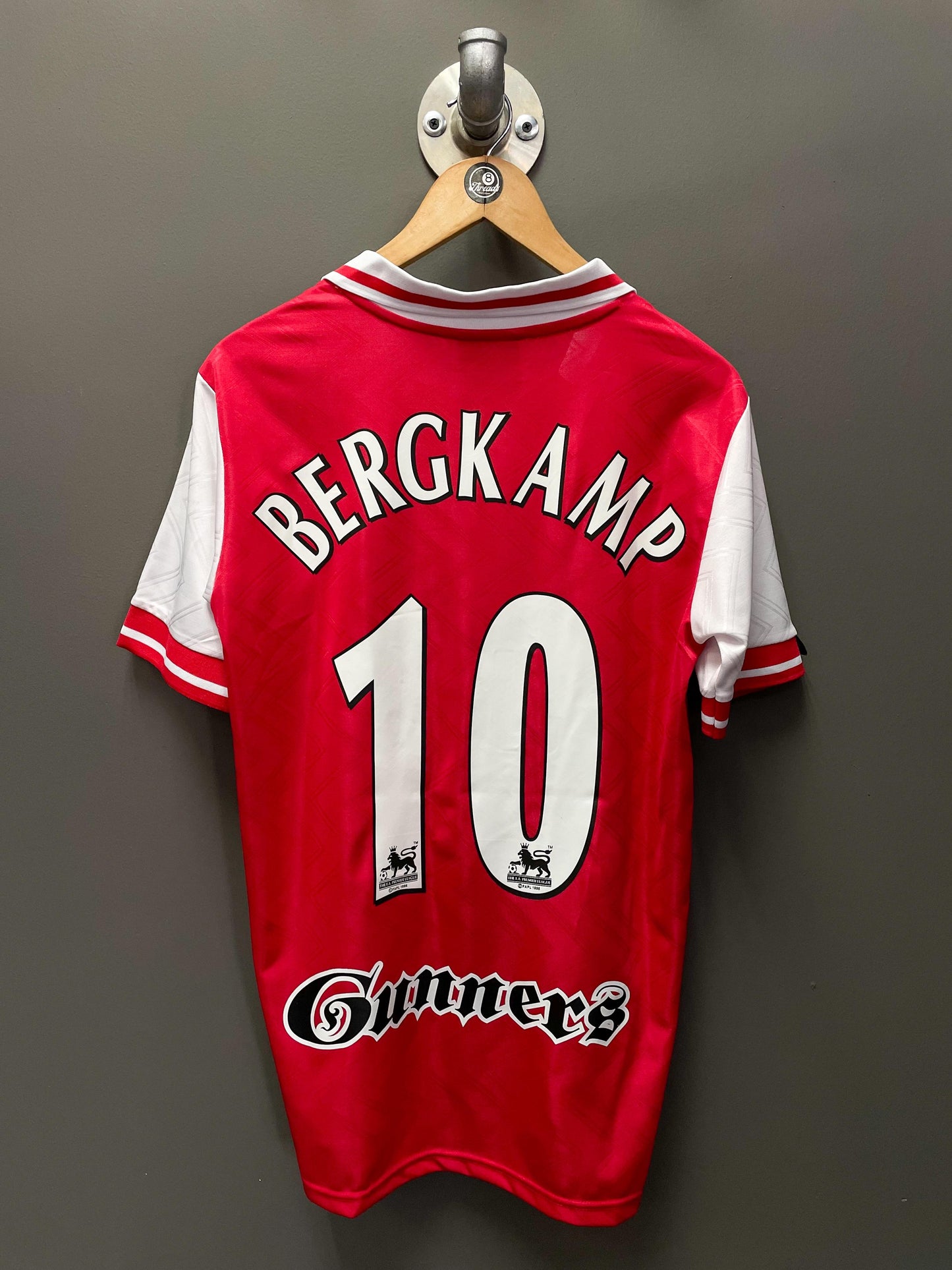 Arsenal FC 1996/98 Home Nike Retro Football Kit "Bergkamp 10" - Medium