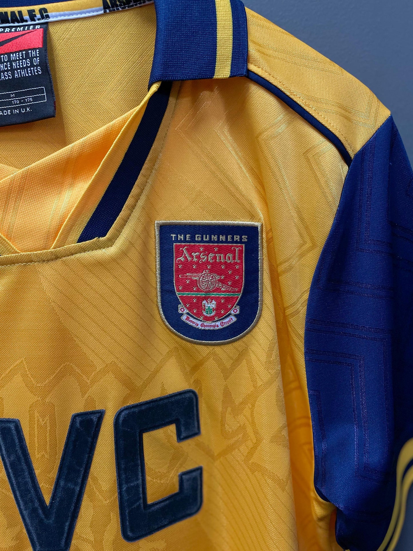 Arsenal FC 1996/97 Away Nike Retro Football Jersey - Medium
