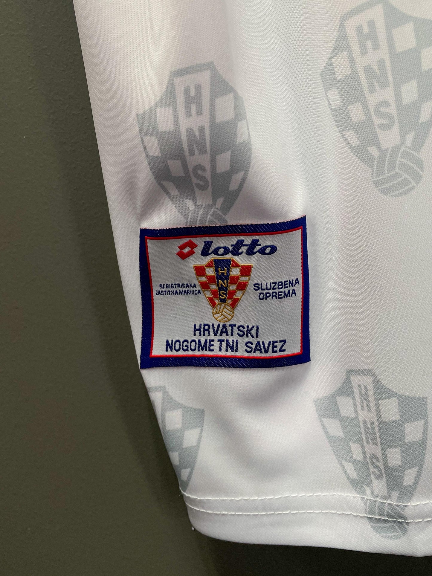 Croatia 1998 Home Lotto Retro Football Jersey - Large